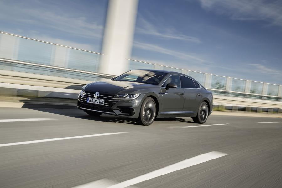  Volkswagen Arteon 4Motion R-Line 2017 года  (WW) (фото 20 из 30)